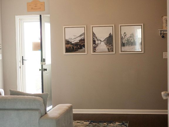4th image of 784 Dawsons Park Way