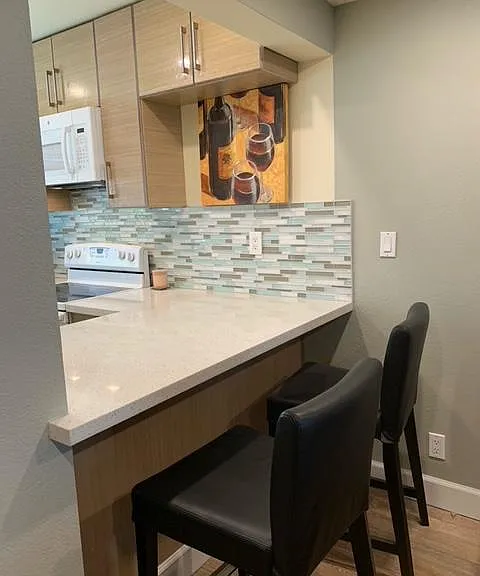 6125 Thornton Ave #B — Photo 2