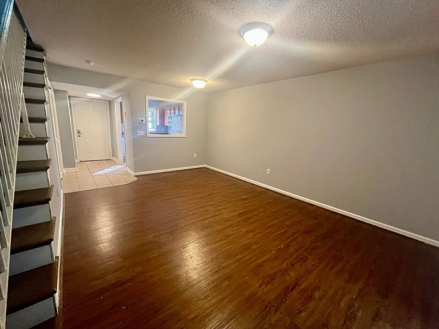 2 Bedroom 1.5 Bath Townhouse — Photo 2