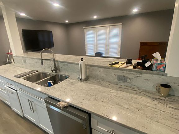 2nd image of 2396 Four Seasons Pkwy