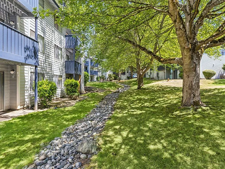 Parker Landing — Photo 23
