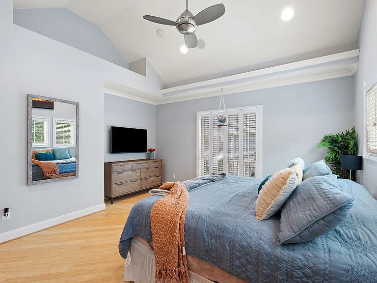 160 Park Pointe Cir #NA — Photo 21