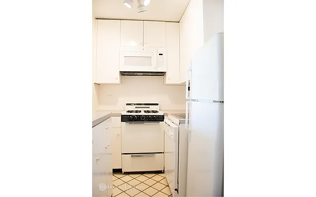 Sold by Douglas Elliman | media 12