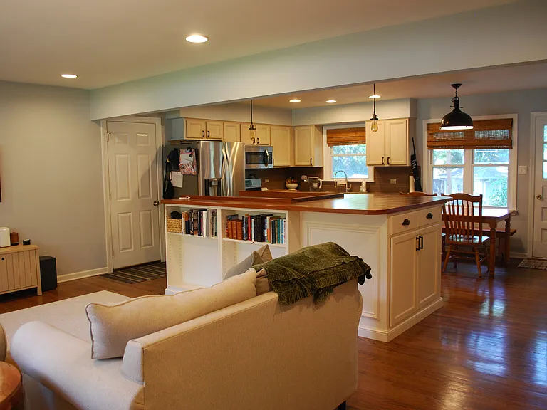 308 Dunbar Rd — Photo 6