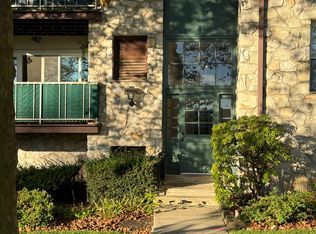 398 Drummers Ln, Wayne, PA 19087