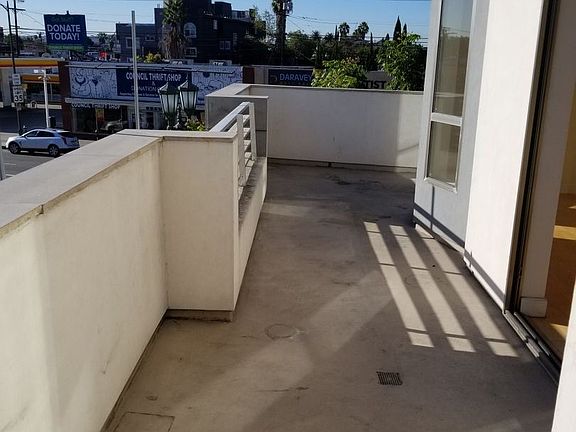 5th image of 1260 S Corning St #2077