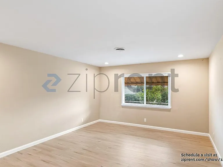 685 Carmar St — Photo 8