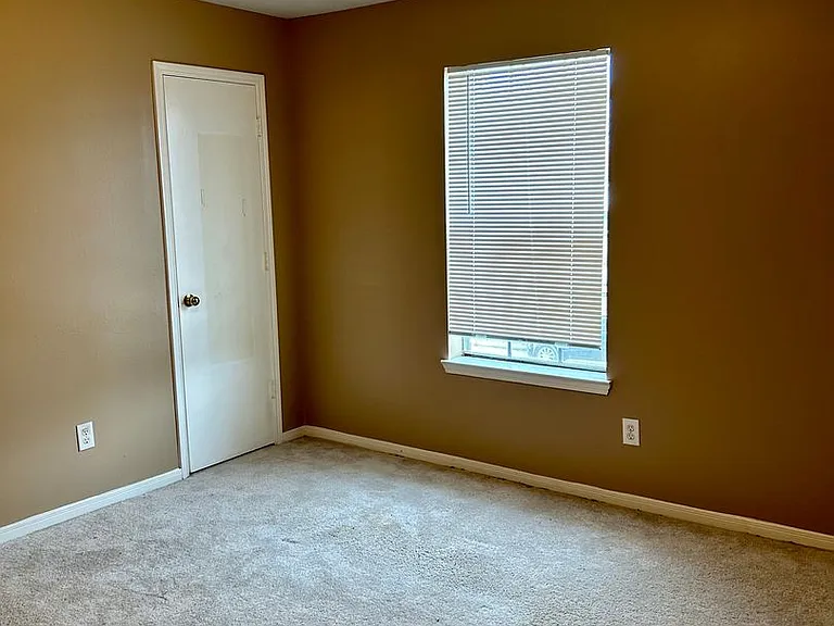 18315 Willow Moss Dr — Photo 12