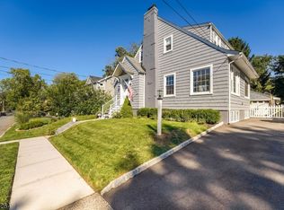 126 Center Ave, Chatham, NJ 07928