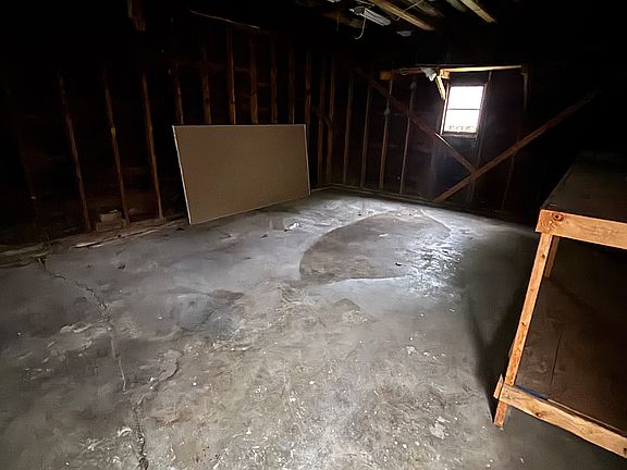 5th image of 774 Florida Ave