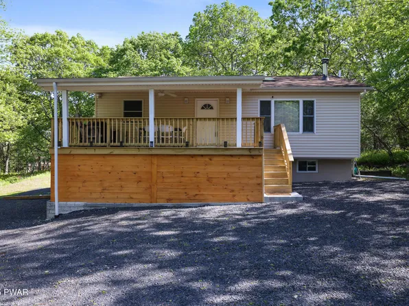 439 Gold Finch Rd, Bushkill, PA 18324