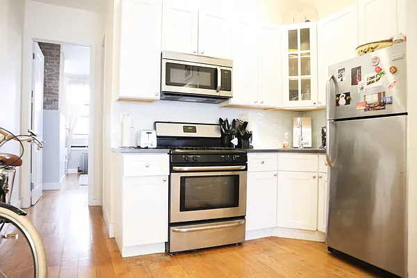 Rented by Lofts and Flats LLC | media 4