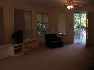 329 W East St, Newton, NC 28658