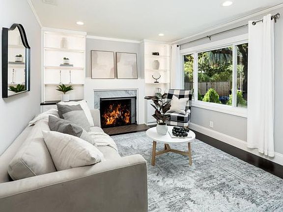 5th image of 381 McKendry Dr