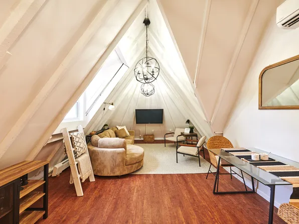 331 Highland Boulevard image 1 of 11