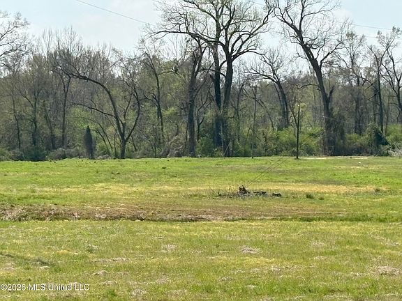 4th image of 144 Henry St