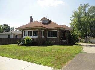 3913 Grand Ave, Gurnee, IL 60031