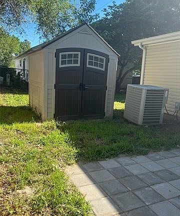 4th image of 2405 N Joplin St