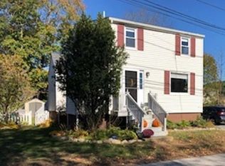 16 Commonwealth Ave, Barrington, RI 02806