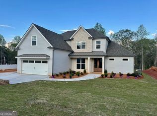 90 Loring Ln, Senoia, GA 30276