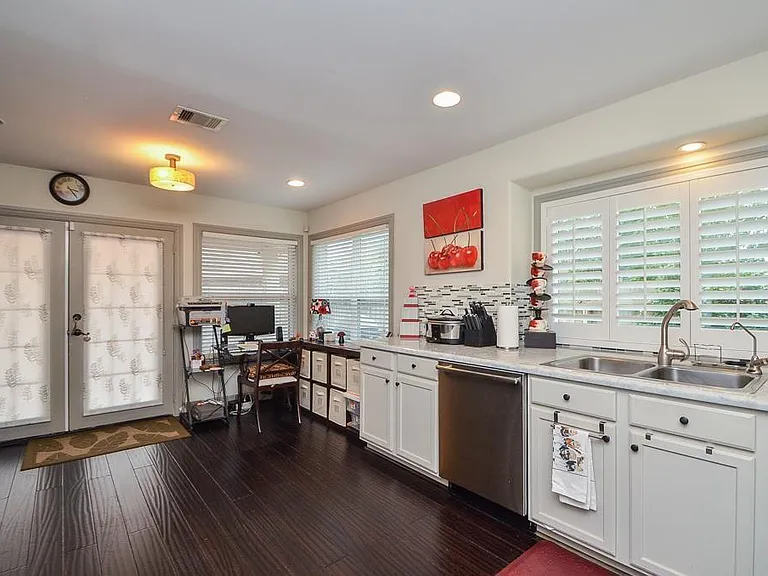 Another view of the kitchen