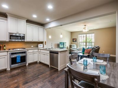 4665 Dozier Rd #C, Carrollton, TX, 75010