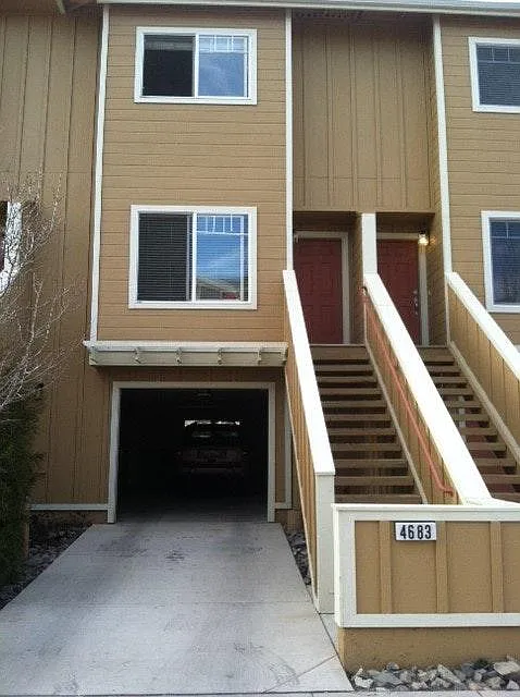 4683 Kathleen Denise Ln photo 1