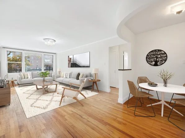 2600 East 21st Street image 1 of 13