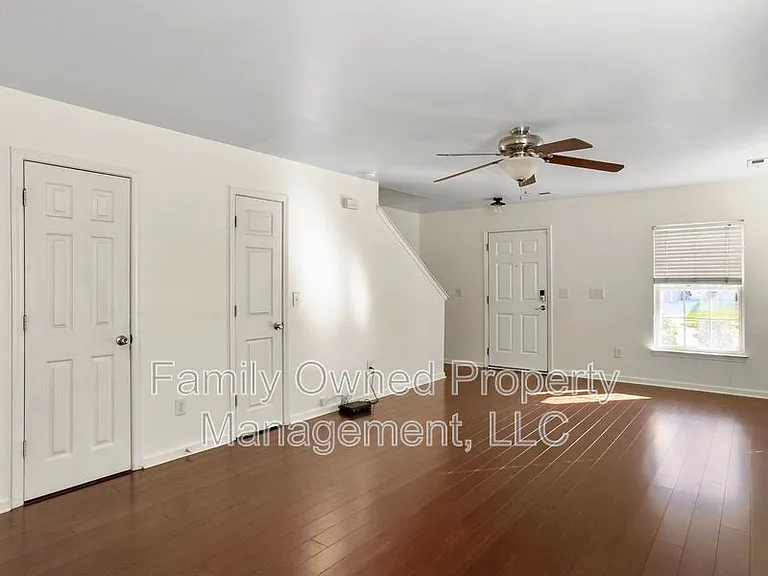 100 Salem Creek Dr — Photo 6