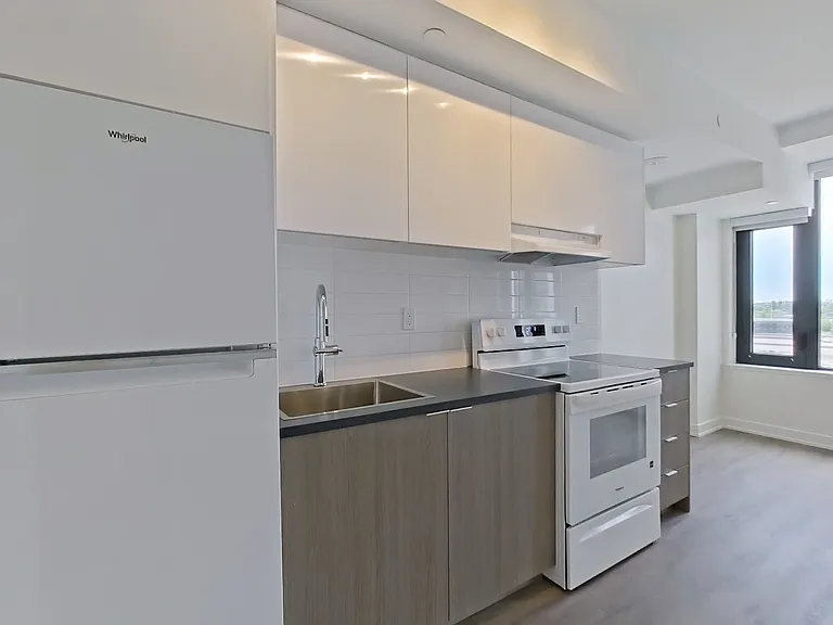 15 Gibbs Rd — Photo 35