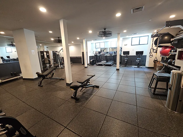 5 Gadsdenboro St #216 — Photo 32