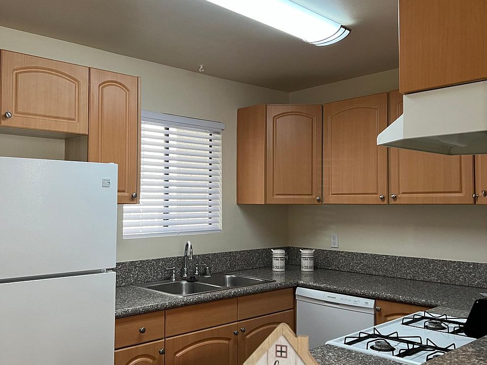 1st image of 6835 Laurel Canyon Blvd #2427c6277