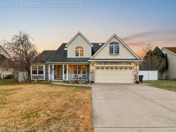 20369 Oporto Ave, Livonia, MI 48152