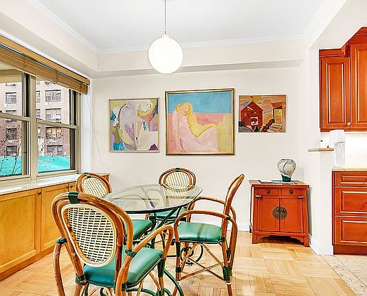 5th image of 415 E 52nd St APT 2BA