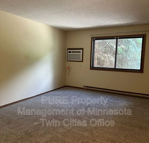 221 Grand Ave W #204 — Photo 7