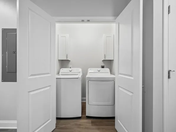 135 E 12th Ave #404, Bowling Green, KY 42101