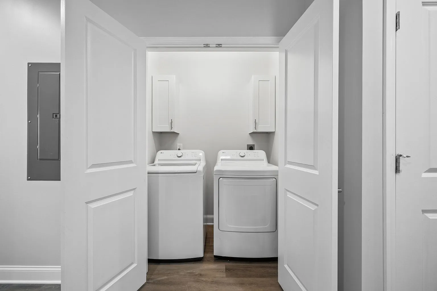 135 E 12th Ave #404 photo 1