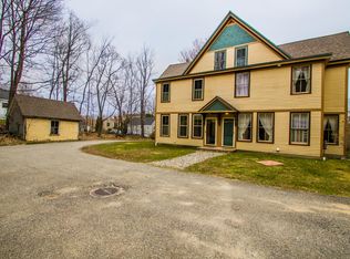 9 Summer St, Hallowell, ME 04347