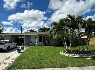 711 NW 16th St, Homestead, FL 33030