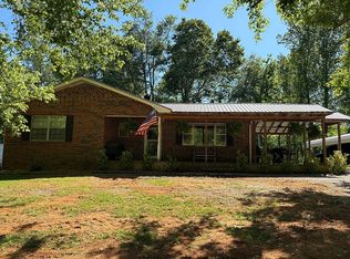 148 Lester Ledbetter Ln, Hilham, TN 38568