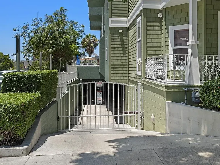 1632 Union St #4 — Photo 33