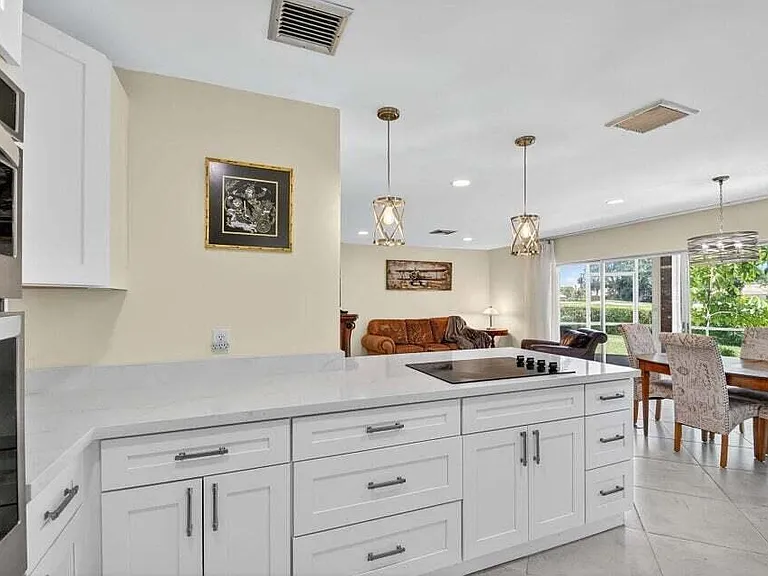 324 Orange Tree Dr #5 — Photo 13