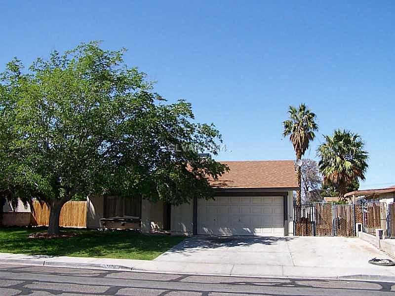 1st image of 2244 Roan Ave