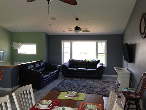 2nd image of 2 Glendaway Dr