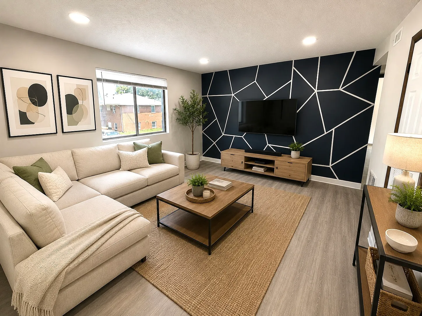 2 bed, $1,097 — Photo 1