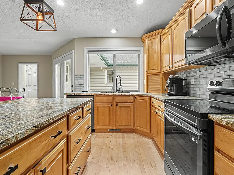 4023 N Bayou Ln — Photo 11