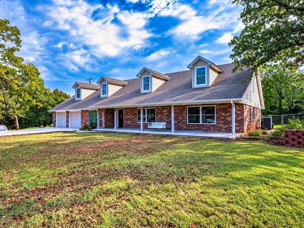 8000 N Harrah Rd, Harrah, OK 73045