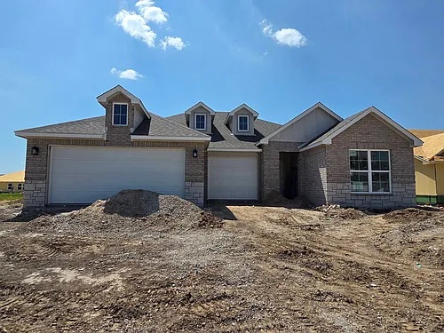 3020 S Palm Ave Photo 1