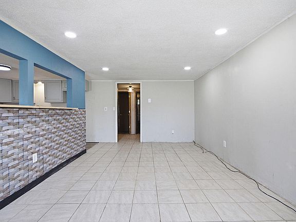 4th image of 308 N Ruby St