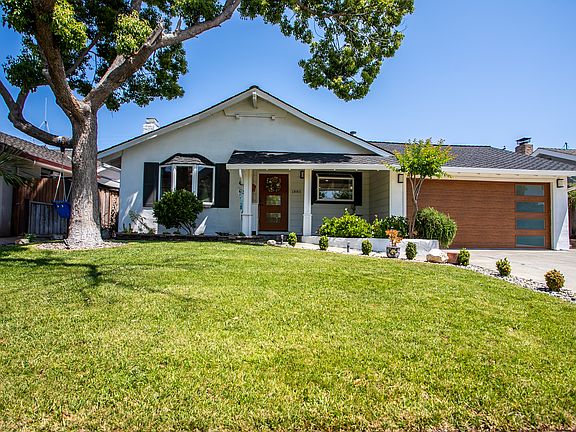 3rd image of 1885 Orange Grove Dr